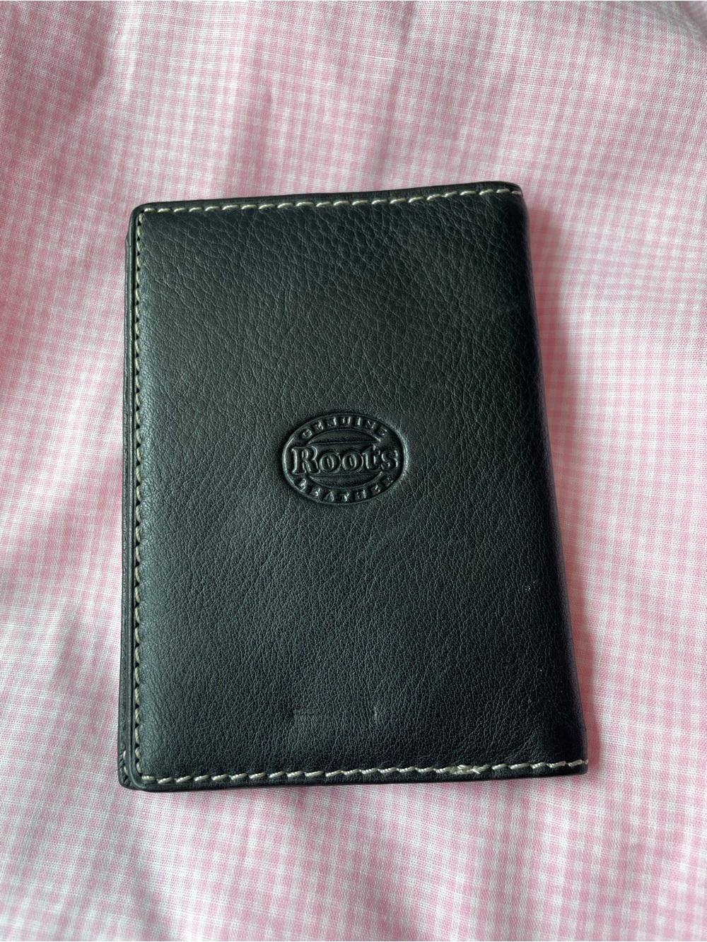 Roots Black Genuine Leather passport & card Holder